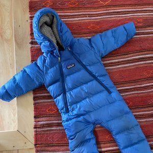 Patagonia Infant Hi-Loft Down Sweater Bunting in Blue 6-12 Months